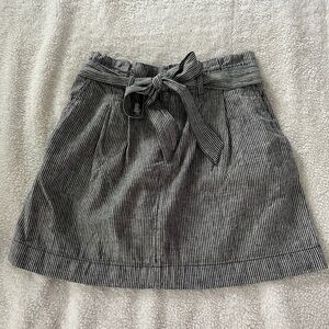 LOFT Linen/Cotton Mini Skirt